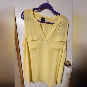 Worthington Yellow Blouse with Streamlined Design